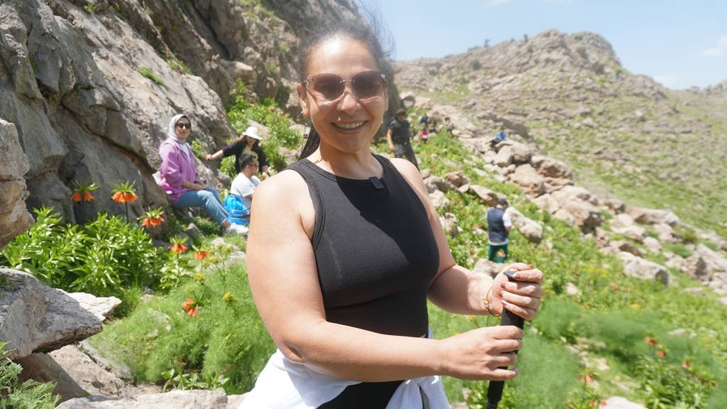 Halk arasında 'ağlayan gelin' olarak biliniyor. Görmek isteyenler kilometrelerce yol katediyor - Resim: 17